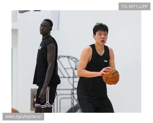 媒体人杨瀚森称马卢阿奇对位艾顿表现不落下风展现实力